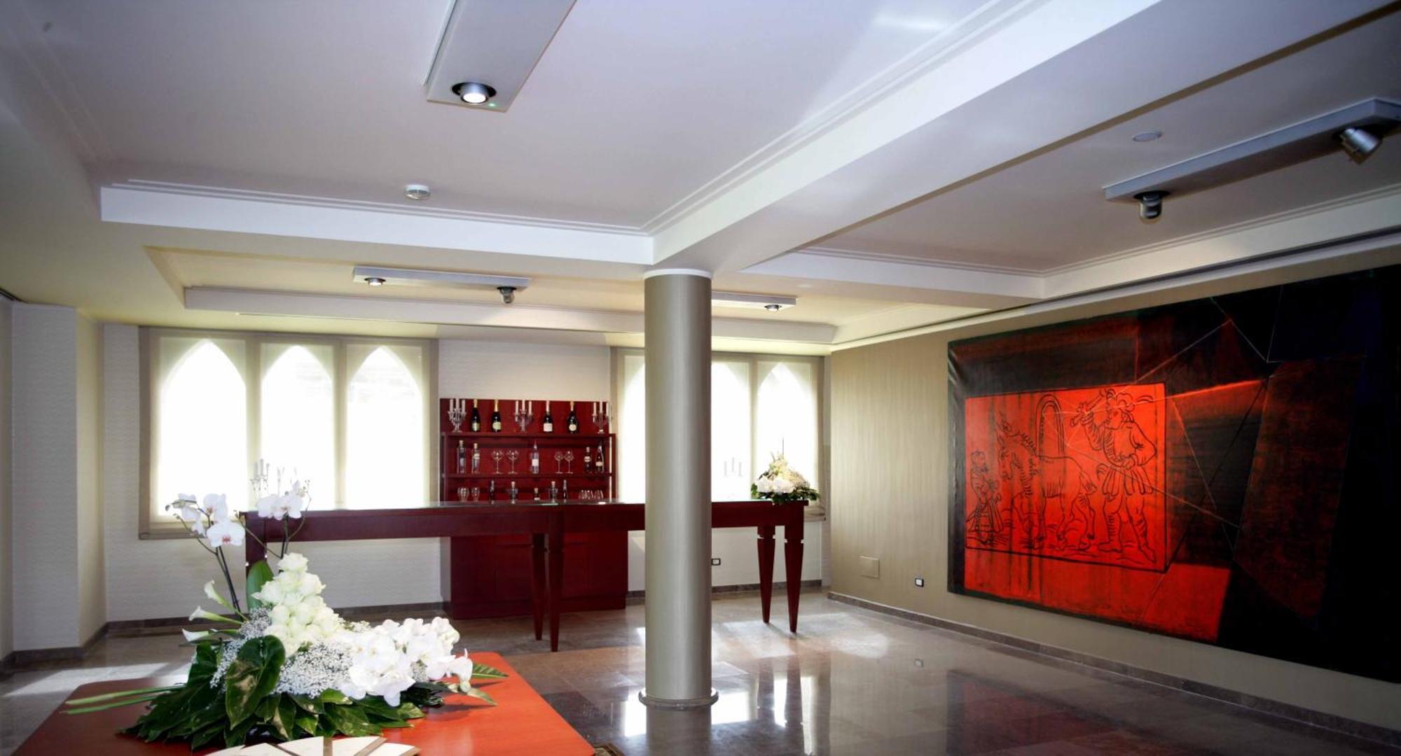 Palazzo Giordano Bruno Hotel Nola Buitenkant foto