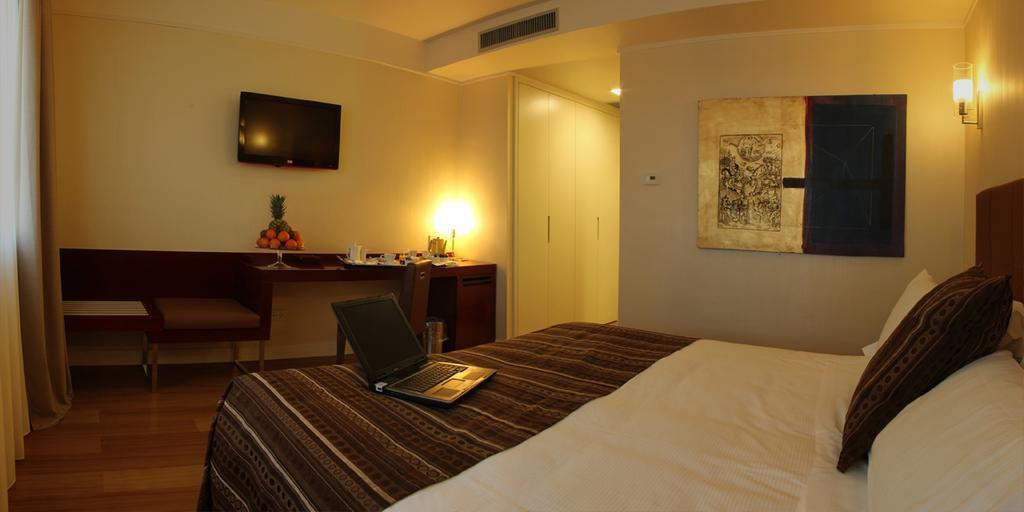 Palazzo Giordano Bruno Hotel Nola Buitenkant foto